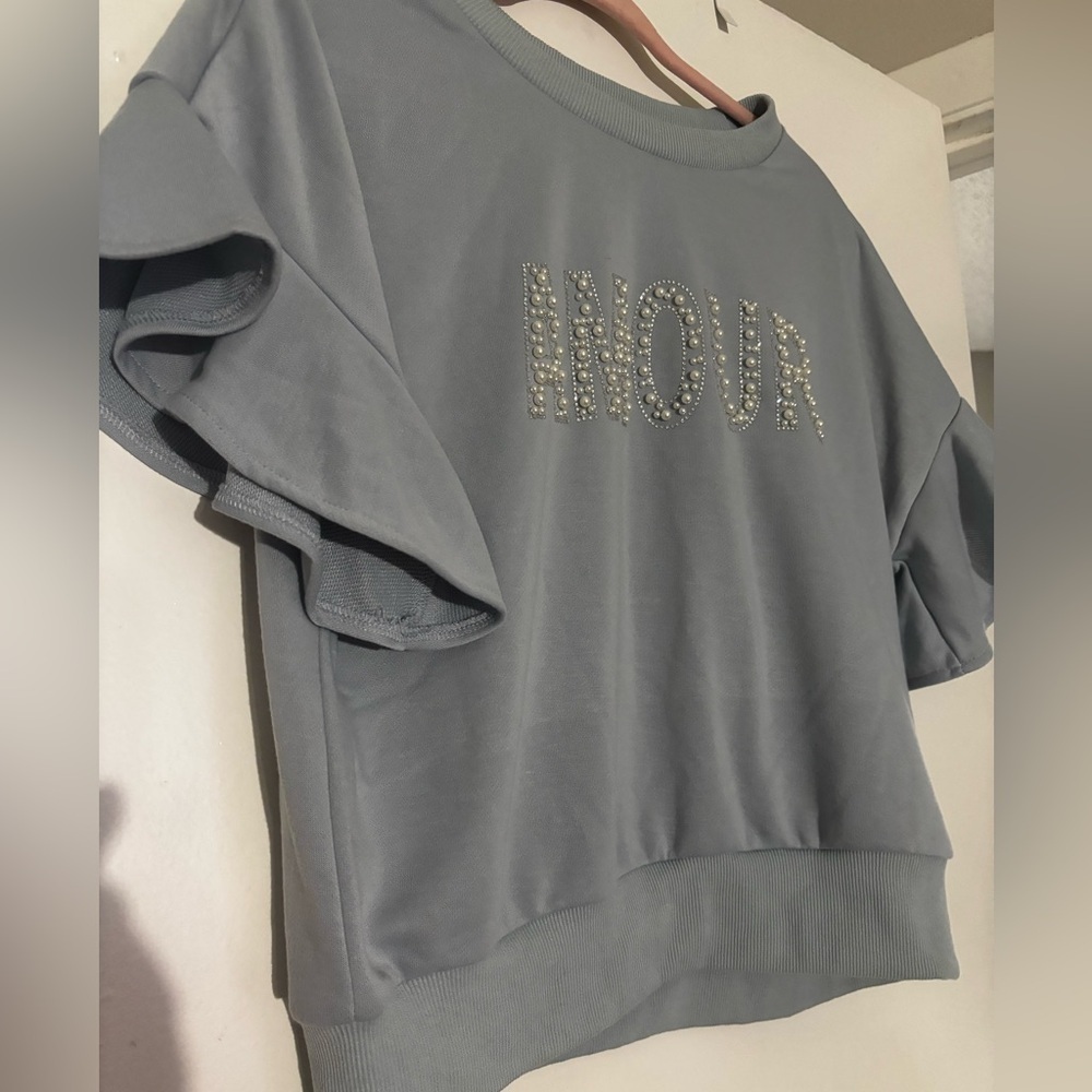 Amour sweater top